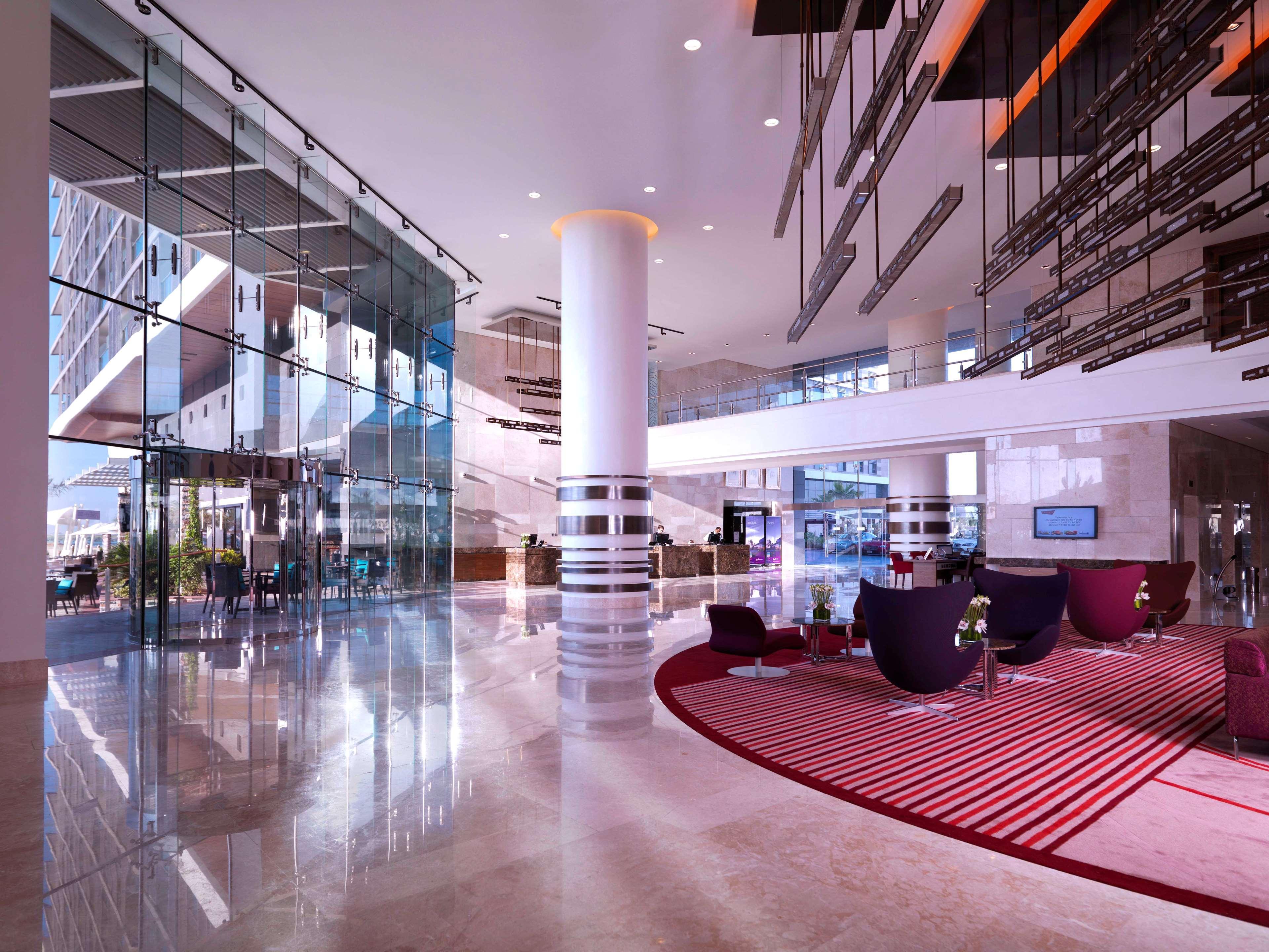 Radisson Blu Hotel, Abu Dhabi Yas Island Dalaman gambar